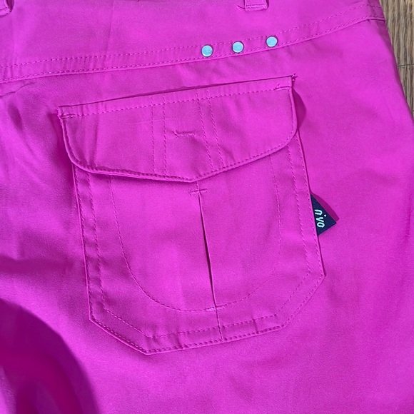 Nivo Golf shorts pink women’s size 6 NWT - Picture 7 of 7